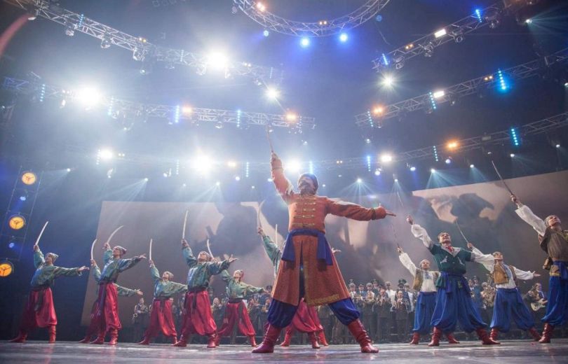 Концерт «Сили, озброєні танцем» від трьох найкращих військових ансамблів України