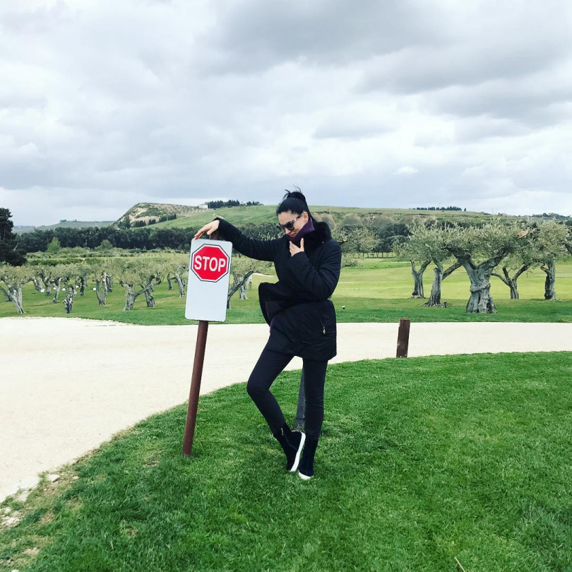 Маша Ефросинина отдыхает с мужем