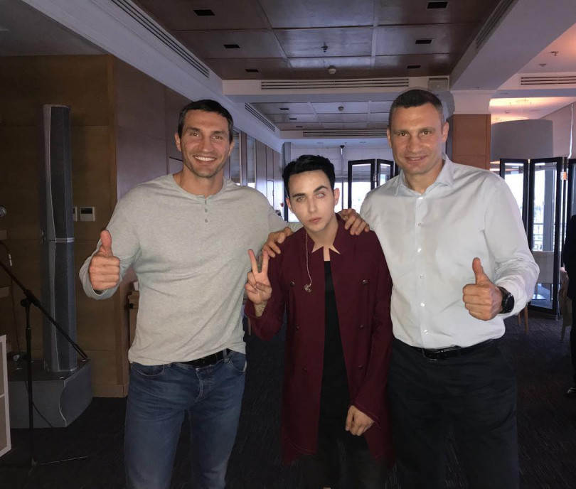 Melovin с братьями Кличко