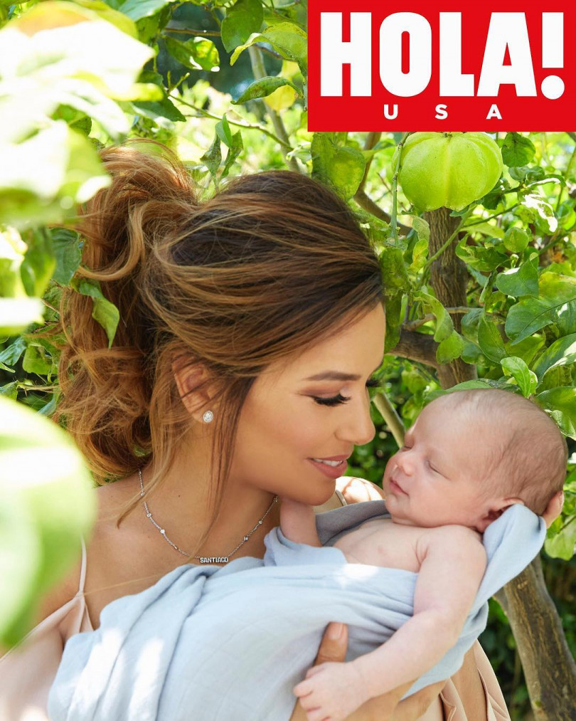 Ева Лонгория с новорожденным сыном