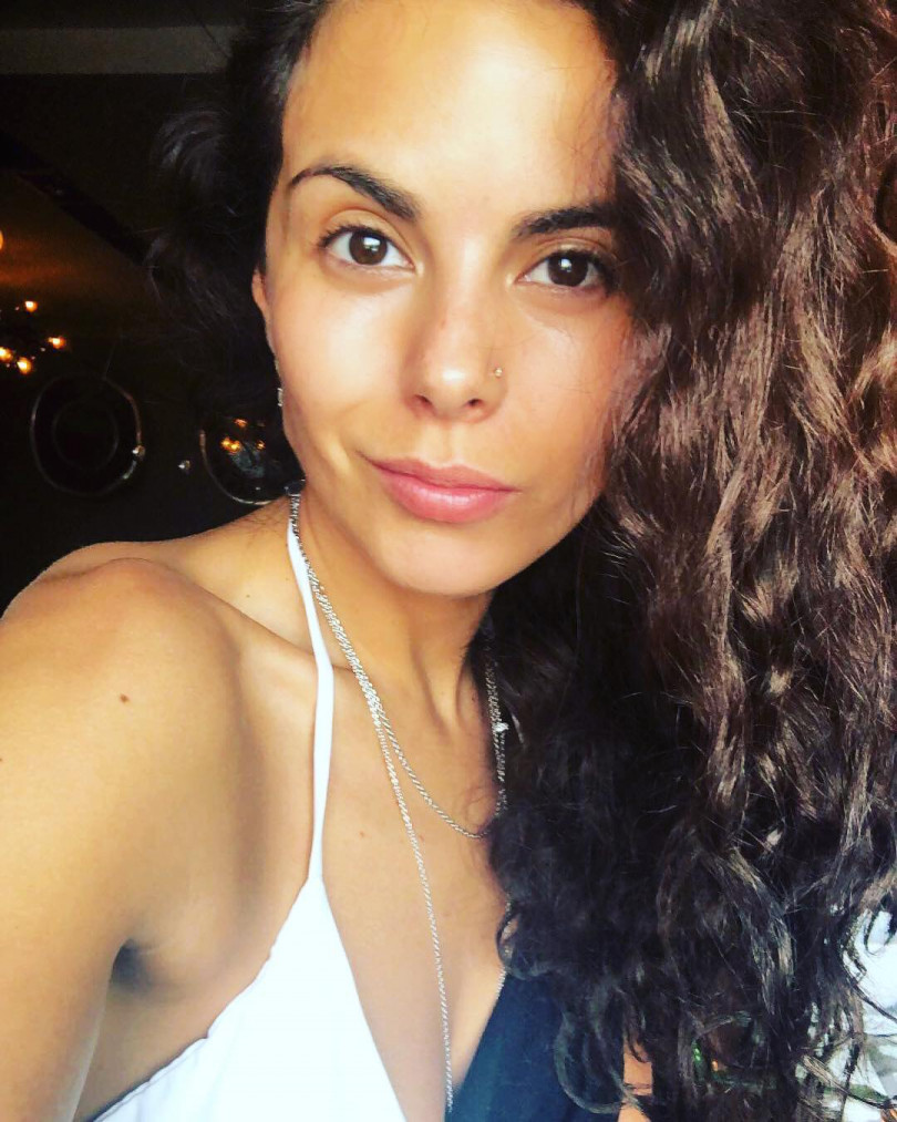 Настя Каменских без макияжа