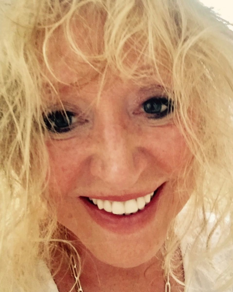 Алла Пугачева крупным планом