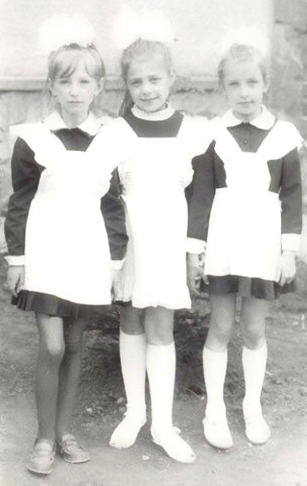 Тина Кароль в детстве