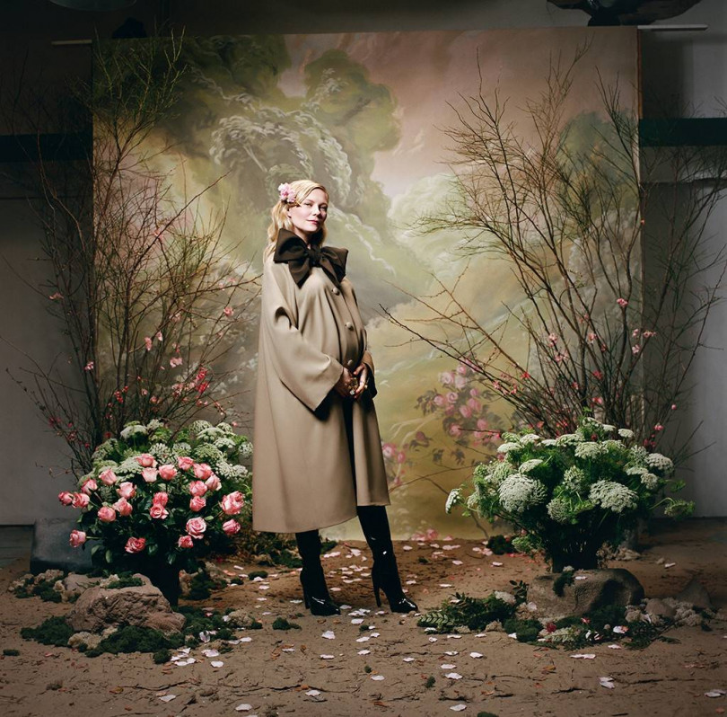 Волшебно: в сети появились первые фото беременной Кирстен Данст