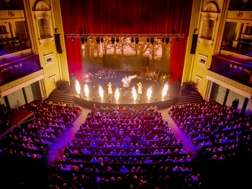 Opera Show Арины Домски 