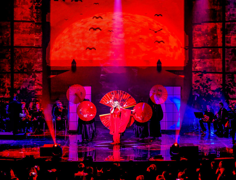 Opera Show Арины Домски 