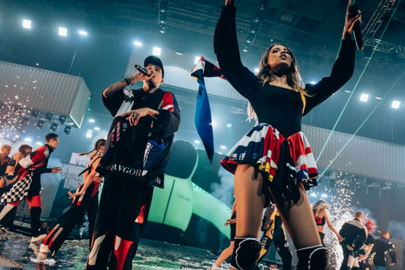 Время и Стекло