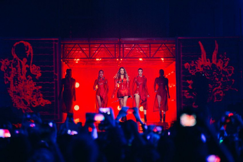 Время и Стекло