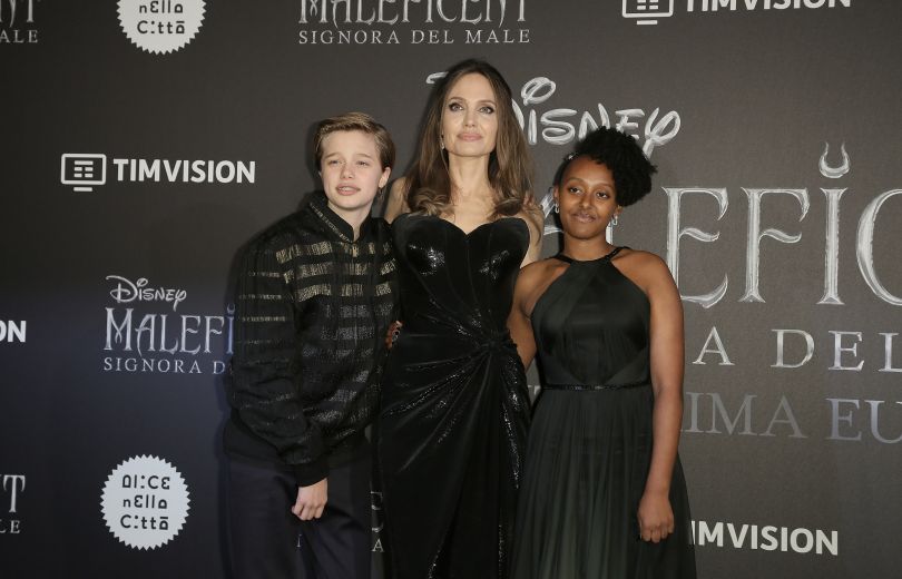 Анджелина Джоли с дочками
