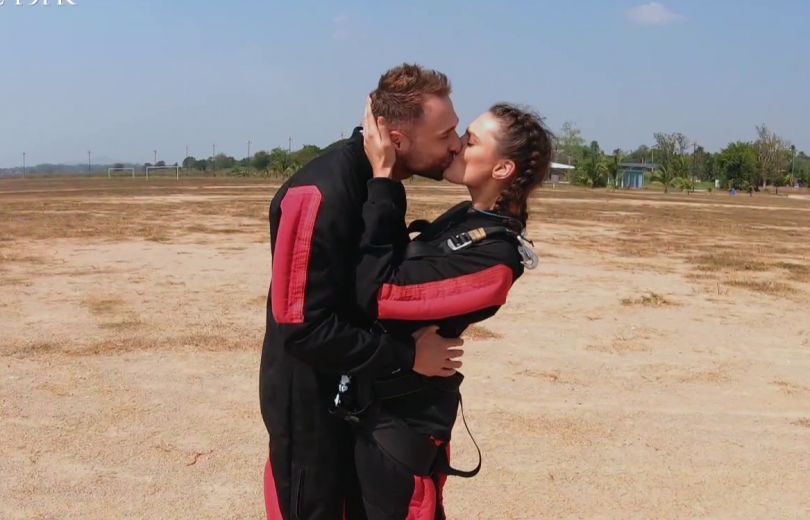Холостяк 2020: Дана и Макс Михайлюк целуются