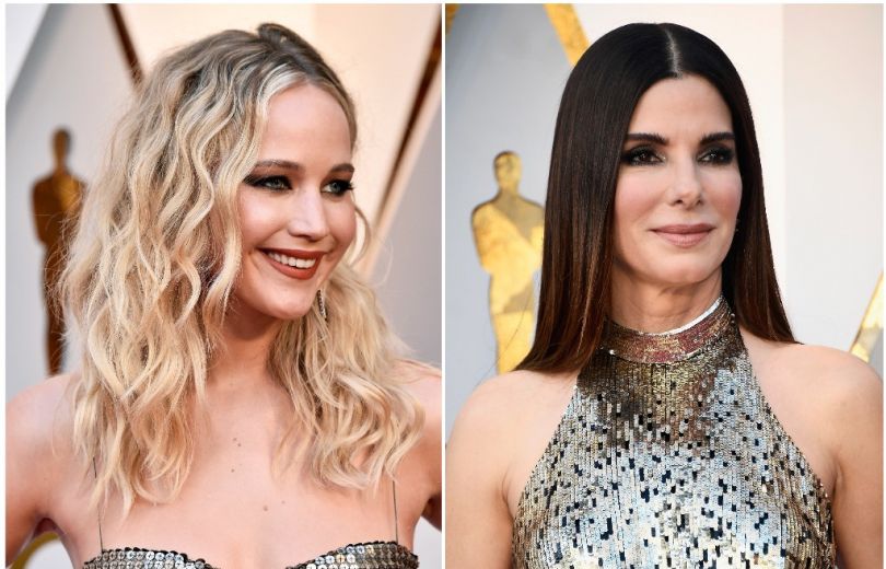 Самые яркие! Дженнифер Лоуренс и Сандра Буллок появились в похожих блестящих нарядах на "Оскаре"