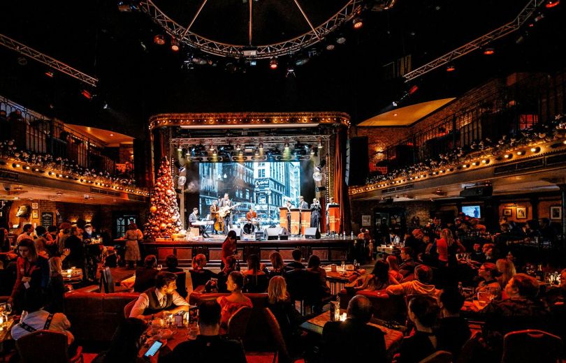 Caribbean Club та Pepper’s Club