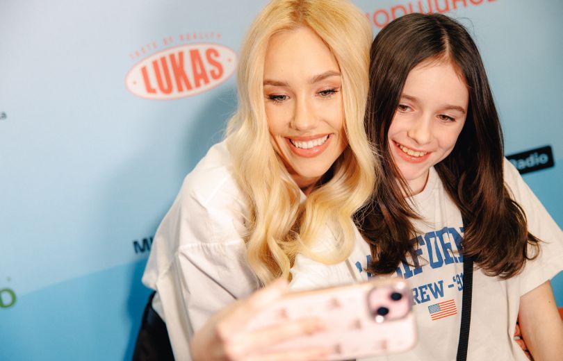 Миллион гривен на помощь детям: Даша Квиткова провела благотворительное событие «Под подушкой»