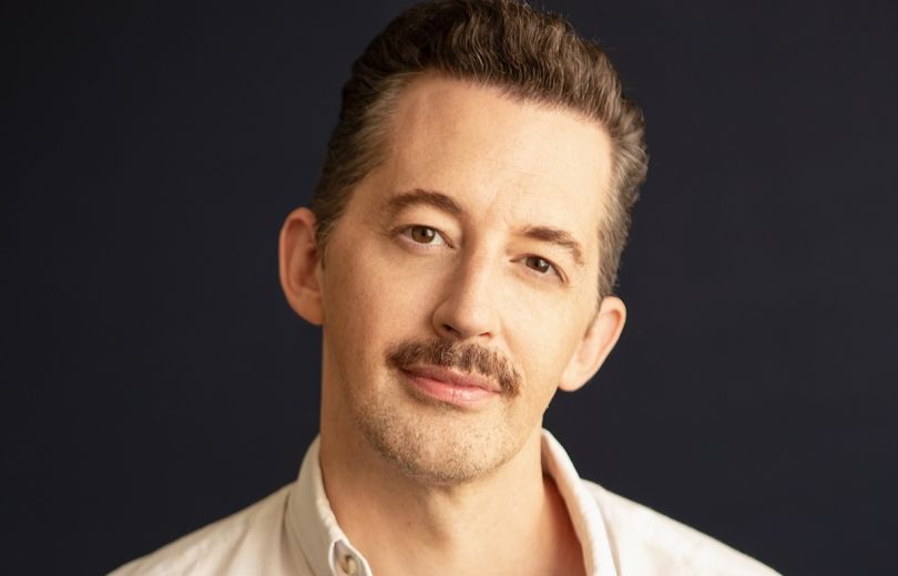 Умер актер Джош Гризетти, звезда сериала «Удивительная миссис Мейзел»: ему было 44 года
