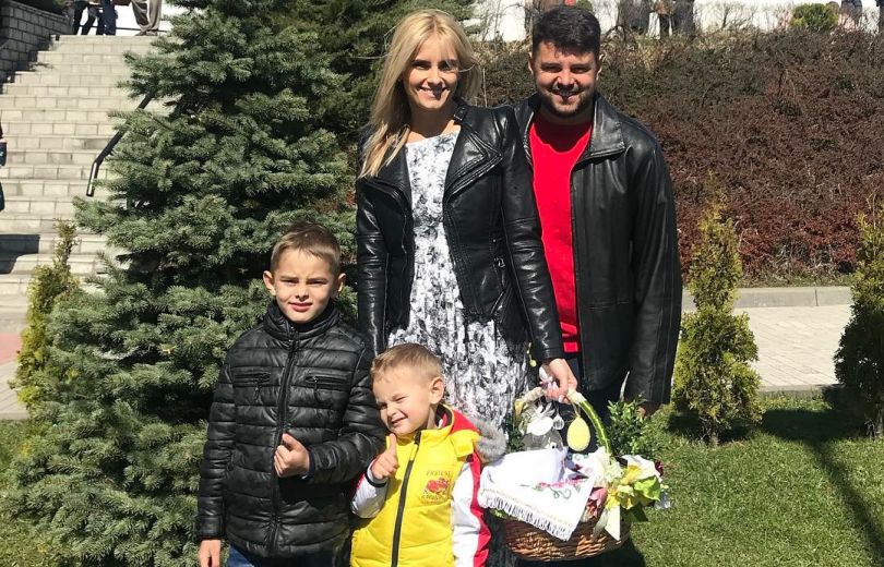 Ирина Федишин с семьей