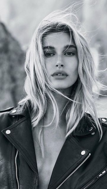 Хейли Бибер