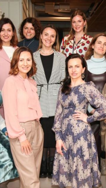 бранч Connecting Women