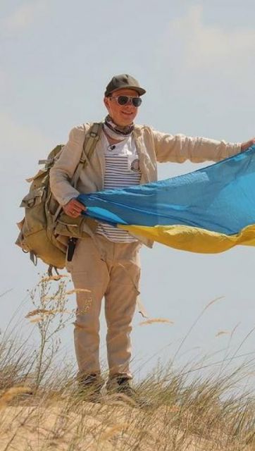 Дмитро Комаров