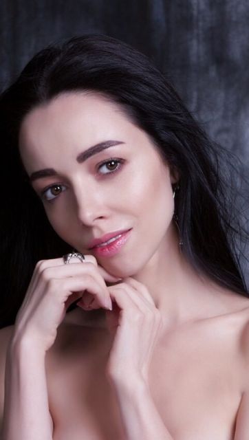 Екатерина Кухар рассказала о потери первого ребенка: "Я месяц не могла встать с кровати"