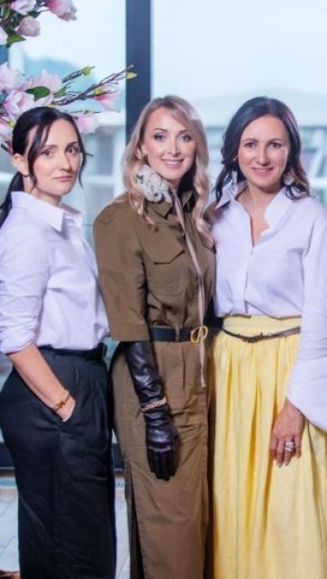 Connecting Women