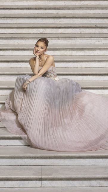 Аріана Ґранде