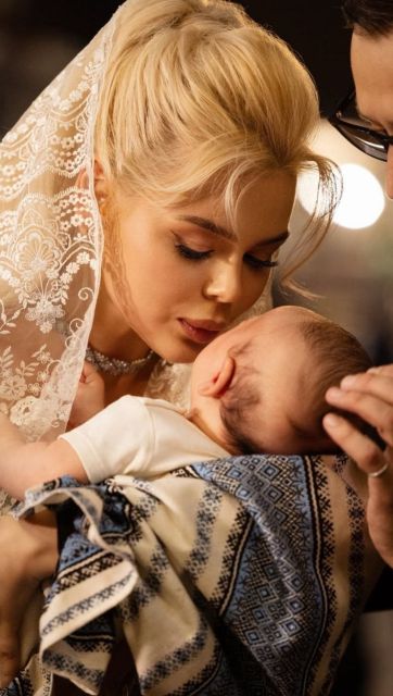 Ирина Билык стала крестной мамой сына Алины Гросу