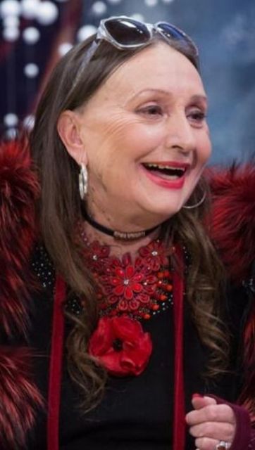 Лариса Кадочникова та Ада Роговцева