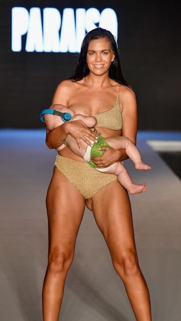 Модель Sports Illustrated