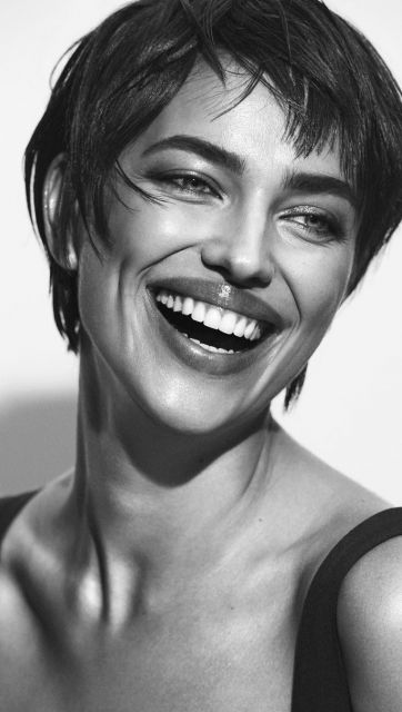 Ирина Шейк