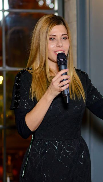 Irene Bukur