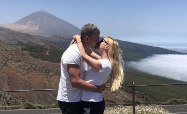 Тоня Матвиенко и Арсен Мирзоян отдохнули на Тенерифе