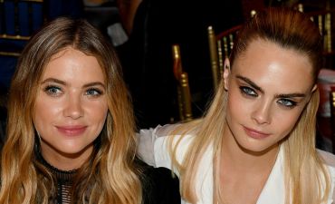 Кара Делевинь и ее возлюбленная Эшли Бенсон