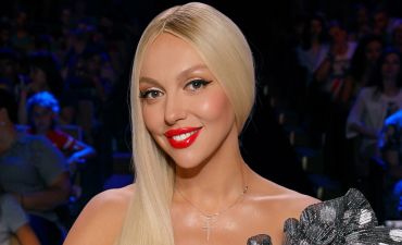 Оля Полякова