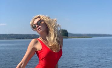 Оля Полякова