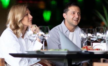 Владимир и Елена Зеленская на встрече с Милой Кунис и Эштоном Катчером