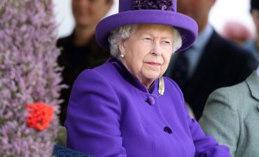 Королева Елизавета II