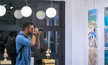 Greek accent: Ukrainian vision