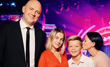 Потап с семьей