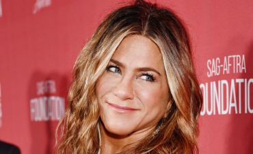 Дженнифер Энистон