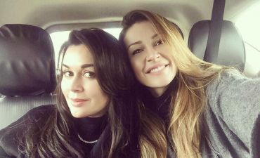 Анастасия Заворотнюк с дочкой