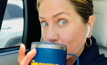 Дженнифер Энистон