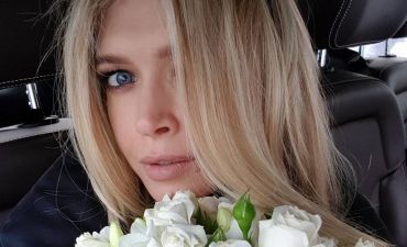 Похожи? Вера Брежнева показала свою сестру