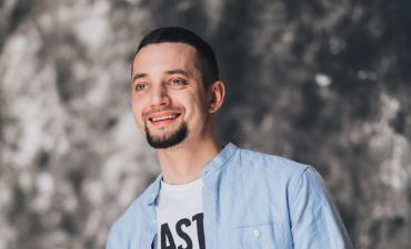 Стас Шуринс