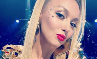 Оля Полякова