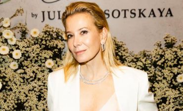 Юлия Высоцкая показала взрослого сына