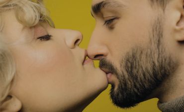 Века Кекелия беременна