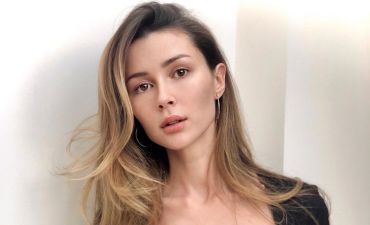 Анна Заворотнюк