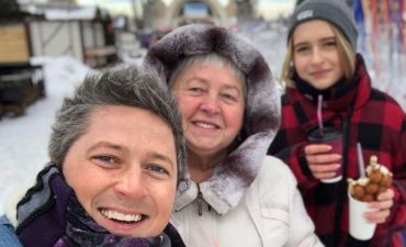 Александр Педан, его мама и дочь