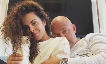 Настя Каменских и Потап в обнимку