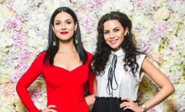 Маша Ефросинина и Настя Каменских